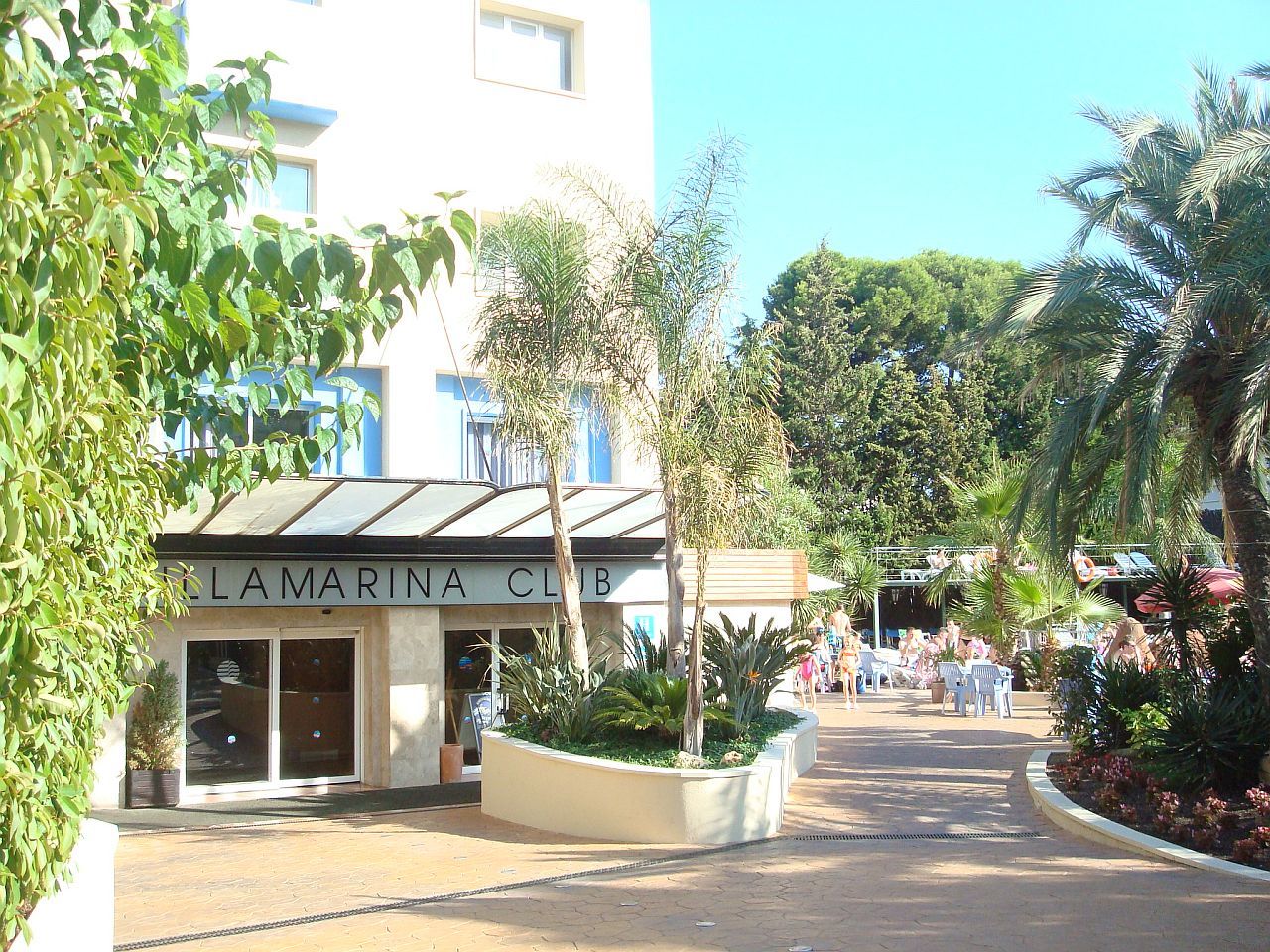 Villamarina Club Hotel 3*